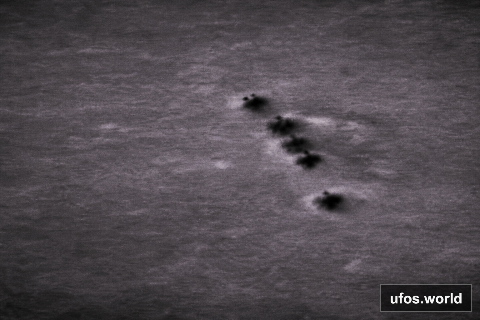 DOW-UAP-PR050, "4 UAP Formation Iran 26 Aug 2022 over water [CALLSIGN]"