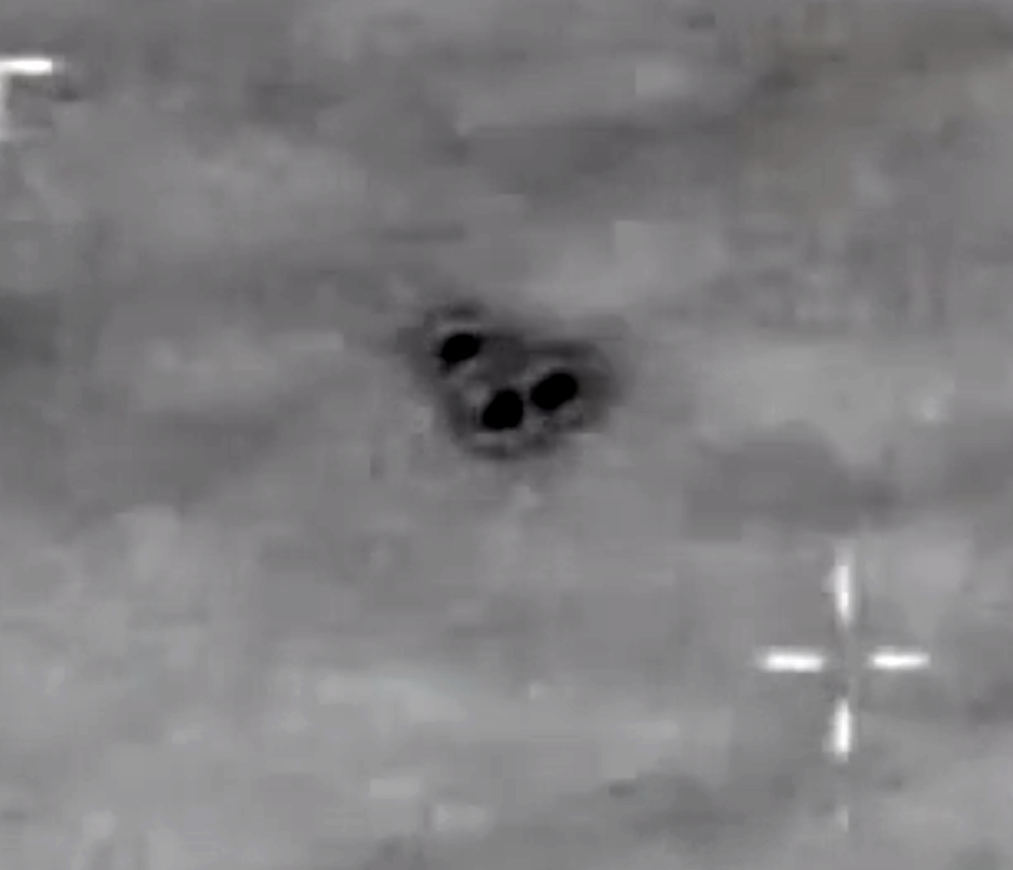 DOW-UAP-PR098, "UFOs in formation over Persian Gulf?"