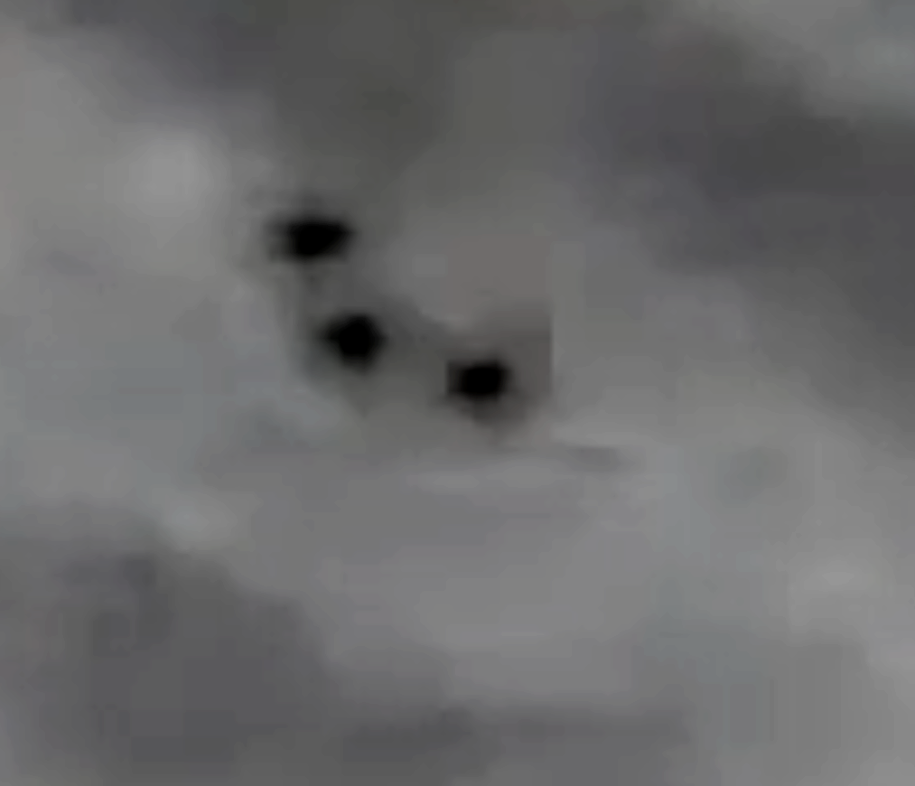 DOW-UAP-PR098, "UFOs in formation over Persian Gulf?"