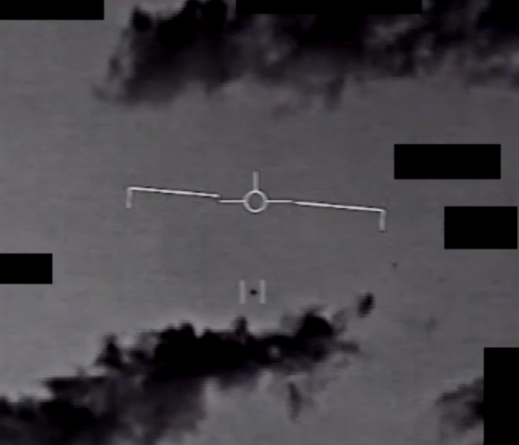 DOW-UAP-PR069, "F/A-18 FLIR UAP"